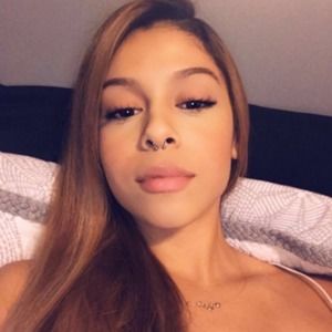 Meet your Posher, Michella